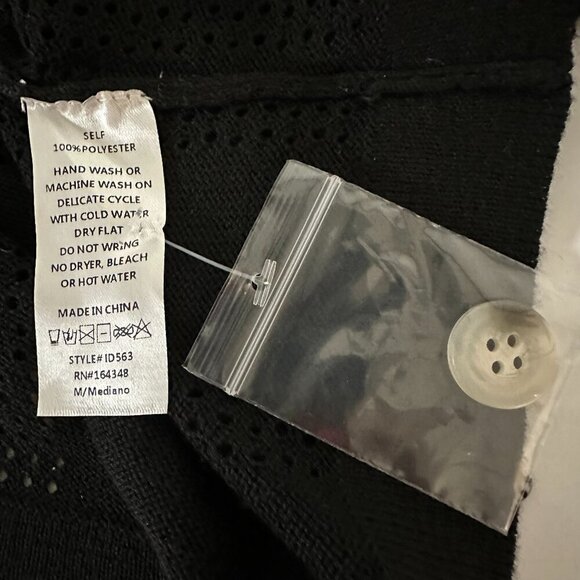 *NEW* First Love Coverup - Picture 7 of 9